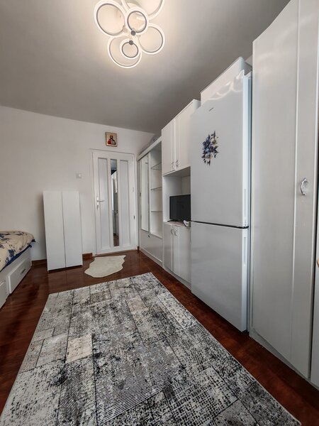 Titan- Policlinica - Nicolae Grigorescu