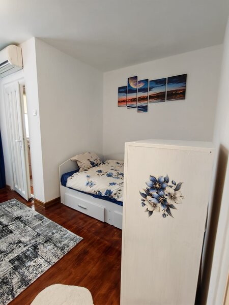 Titan- Policlinica - Nicolae Grigorescu